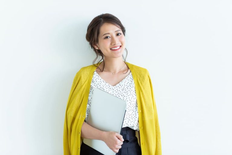 福岡でチャットレディとして働くには開業届が必要？